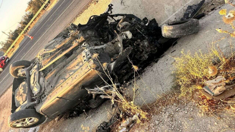 Nusaybin'de, takla atıp su kanalına devrilen otomobildeki 5 kişi yaralandı