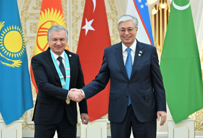 Mirziyoyev'e Türk Dünyası Ali Nişanı taltif edildi