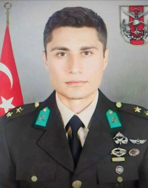 Şehit Üsteğmen Köse'nin acı haberi Ankara'daki ailesine verildi