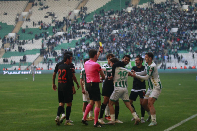 Bursaspor'da Çağatay Yılmaz kadro dışı bırakıldı