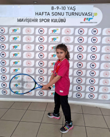 ANTALYA Lösemiyle savaşı süren Öykü Arin, hayata da raket sallıyor (VİDEO EKLENDİ)