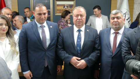 Kilis Belediyesi'nde devir teslim yapıldı