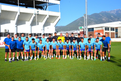 Fethiyespor topbaşı yaptı