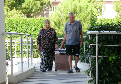 Öğrenci yurtlarında ücretsiz tatil imkanı yakalayan emeklilerin yüzde 25'i Antalya'yı tercih etti