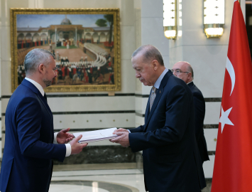 Cumhurbaşkanı Erdoğan'a büyükelçilerden güven mektubu / Fotoğraflar