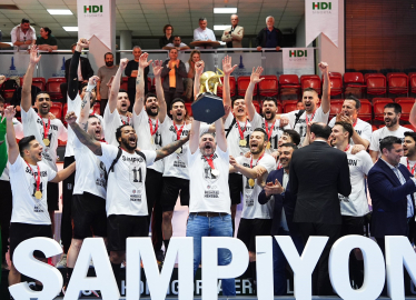 Hentbol Erkekler Türkiye Kupası’nda şampiyon Beşiktaş / Görüntü eklendi
