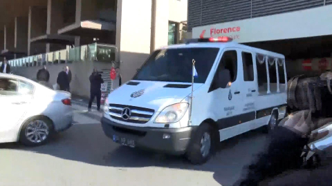 İstanbul - TBMM Başkanvekili Sırrı Süreyya Önder'in cenazesi hastaneden alındı / Ek fotoğrafla