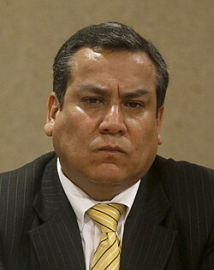 Peru Başbakanı Adrianzen, görevinden istifa etti