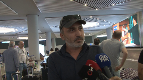 İstanbul- Libya'dan ayrılan Türk vatandaşlarını taşıyan uçak İstanbul'a geldi