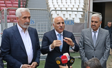 Diyarbakır Valisi Murat Zorluoğlu: Amedspor’u Süper Lig’e çıkartma hedefimiz var