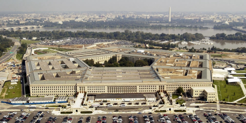Pentagon'un yeni basın kurallarını reddeden gazeteciler, ofislerini boşaltıyor