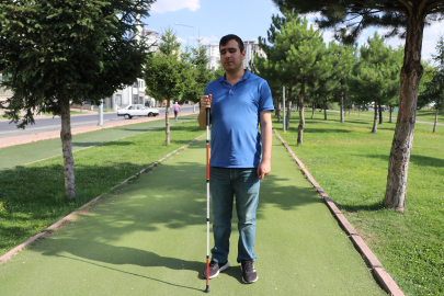 İkinci klibini çıkaran görme engelli Caner: Kimse engeli var diye hayattan ümidini kesmesin