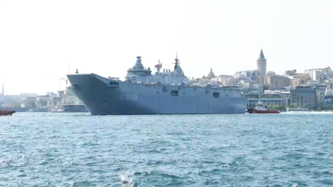 İstanbul- Çanakkale'den yola çıkan TCG Anadolu, İstanbul'a ulaştı / Metin eklendi